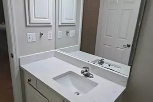 585 NW Floresta Dr, Port Saint Lucie, FL 34983 - Photo 12