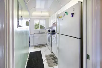 2100 NE 38th Street #222, Pompano Beach, FL 33064 - Photo 12