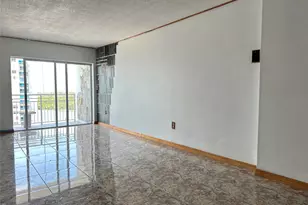 400 Kings Point Dr, North Miami Beach, FL 33160 - Photo 6