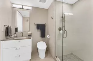 435 Bayshore Dr, Fort Lauderdale, FL 33304 - Photo 20