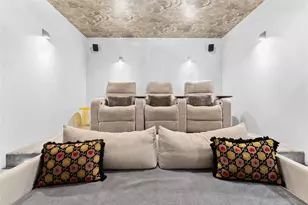 435 Bayshore Dr, Fort Lauderdale, FL 33304 - Photo 22