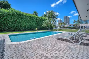 354 Golden Beach Dr, North Miami Beach, FL 33160 - Photo 58