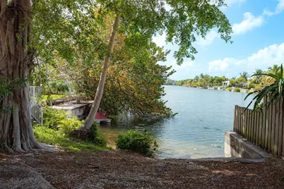 1924 NE 18th Street, Fort Lauderdale, FL 33305 - Photo 40