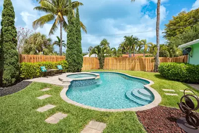 1924 NE 18th Street, Fort Lauderdale, FL 33305 - Photo 2