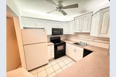 259 S Cypress Road #509, Pompano Beach, FL 33060 - Photo 8