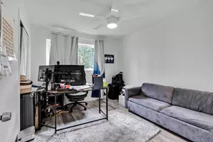 315 S 57th Ave, Hollywood, FL 33023 - Photo 16