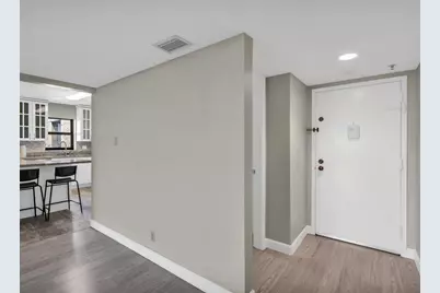 16300 Golf Club Road #719, Weston, FL 33326 - Photo 8