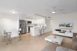 3057 Newport N Unit, Deerfield Beach, FL 33442 - Photo 4