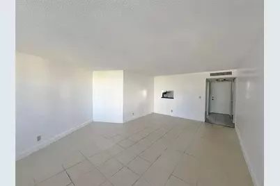 301 N Ocean Boulevard #307, Pompano Beach, FL 33062 - Photo 18