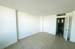 301 N Ocean Blvd, Pompano Beach, FL 33062 - Photo 16