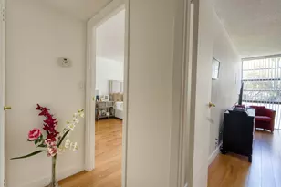 3401 N Country Club Dr, Aventura, FL 33180 - Photo 22