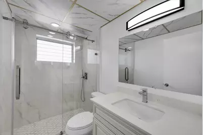 1021 Crystal Lake Drive #202, Pompano Beach, FL 33064 - Photo 8