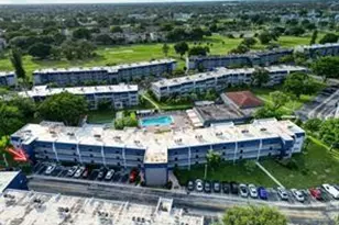 7897 Golf Cir Dr, Margate, FL 33063 - Photo 4