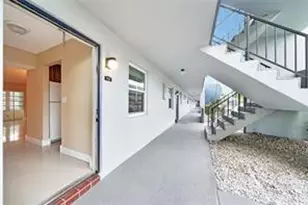 7897 Golf Cir Dr, Margate, FL 33063 - Photo 4