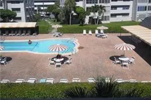 7897 Golf Cir Dr, Margate, FL 33063 - Photo 2