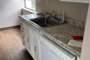 8205 NW 61st St, Tamarac, FL 33321 - Photo 16