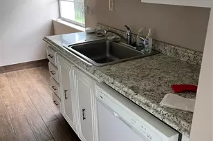 8205 NW 61st St, Tamarac, FL 33321 - Photo 16