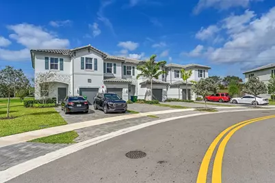 4614 NW 120th Way #4614, Pompano Beach, FL 33076 - Photo 4