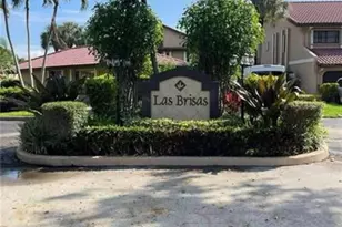 22028 Las Brisas Cir, Boca Raton, FL 33433 - Photo 2