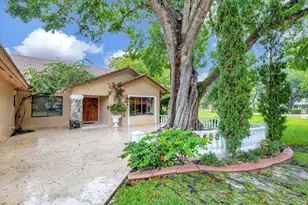 5355 NW 77th Terrace, Pompano Beach, FL 33067 - Photo 4