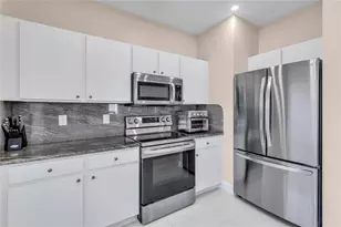 1245 SW 48th Terrace, Deerfield Beach, FL 33442 - Photo 4