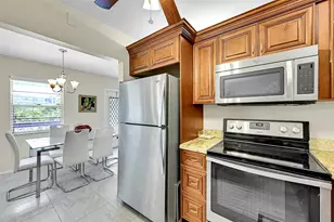 154 Upminster G, Deerfield Beach, FL 33442 - Photo 12