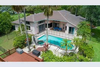 11430 NW 18th Street, Plantation, FL 33323 - Photo 2