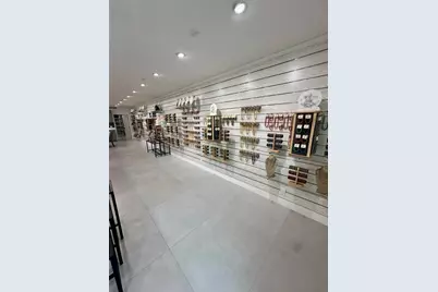 126 NE 1st Avenue, Dania, FL 33004 - Photo 4