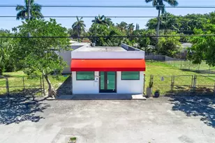 126 NE 1st Ave, Dania Beach, FL 33004 - Photo 1