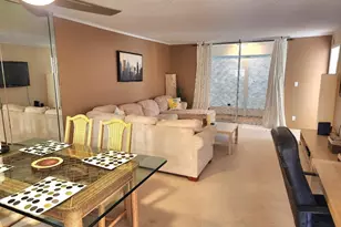 9521 Sunrise Lakes Blvd, Sunrise, FL 33322 - Photo 10