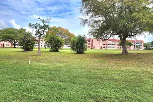 9521 Sunrise Lakes Blvd, Sunrise, FL 33322 - Photo 16