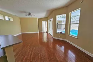 532 NE Canoe Park Cir, Port Saint Lucie, FL 34983 - Photo 4