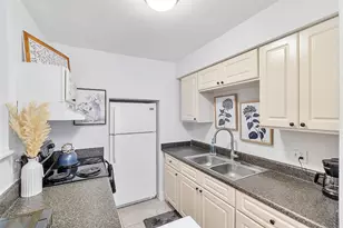 3230 NE 13th St, Pompano Beach, FL 33062 - Photo 16