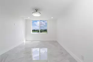 8900 Washington Blvd Unit, Pembroke Pines, FL 33025 - Photo 10