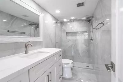 8900 Washington Boulevard #418, Pembroke Pines, FL 33025 - Photo 4
