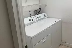 11473 NW 81st Ln, Miami, FL 33178 - Photo 18