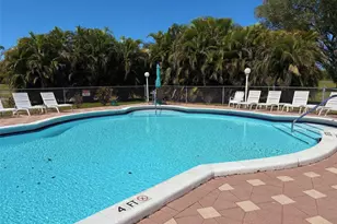1055 Country Club Dr, Margate, FL 33063 - Photo 38