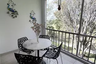 1055 Country Club Dr, Margate, FL 33063 - Photo 4