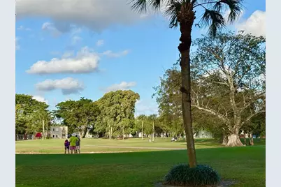 1055 Country Club Drive #404, Margate, FL 33063 - Photo 24