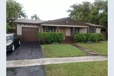 8241 SW 4th Court, Pompano Beach, FL 33068 - Photo 2