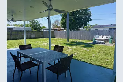 2340 N 58th Terrace, Hollywood, FL 33021 - Photo 16