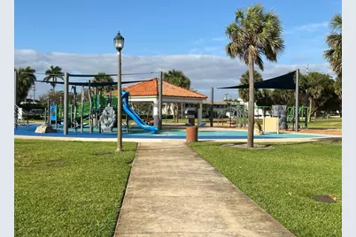 810 Lake Shore Drive #25, West Palm Beach, FL 33403 - Photo 34