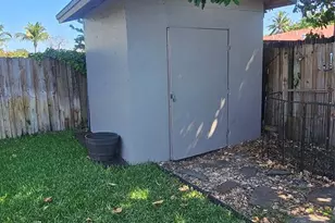 5629 SW 40th St, West Park, FL 33023 - Photo 24