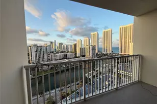 300 Bayview Dr, Sunny Isles Beach, FL 33160 - Photo 24