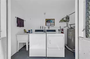 11 SW 4th Ave, Boca Raton, FL 33432 - Photo 38