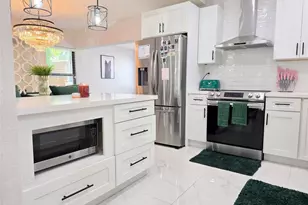 2030 SW 22nd Ave, Fort Lauderdale, FL 33312 - Photo 10