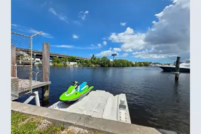 2030 SW 22nd Avenue, Fort Lauderdale, FL 33312 - Photo 2