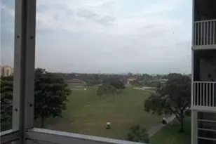 2661 S Course Dr, Pompano Beach, FL 33069 - Photo 8