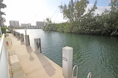 2860 NE 14th Street #103 D, Pompano Beach, FL 33062 - Photo 18