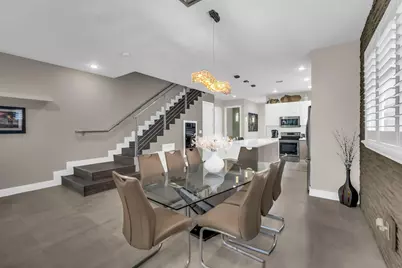807 SW 7th Avenue, Fort Lauderdale, FL 33315 - Photo 8